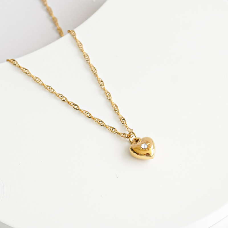 BELLOVA NECKLACE